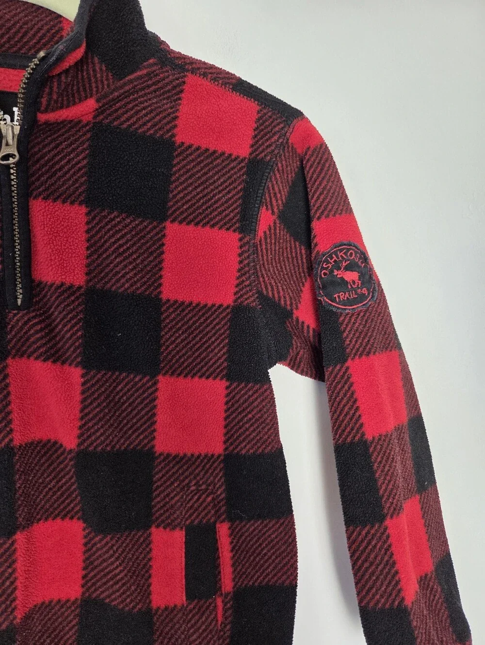 Oshkosh Buffalo Plaid Fleece Pullover Sweater Jacket Boys Size 5 Red Christmas